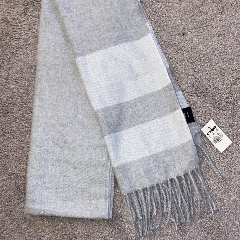 Express scarf - Picture 2 of 3